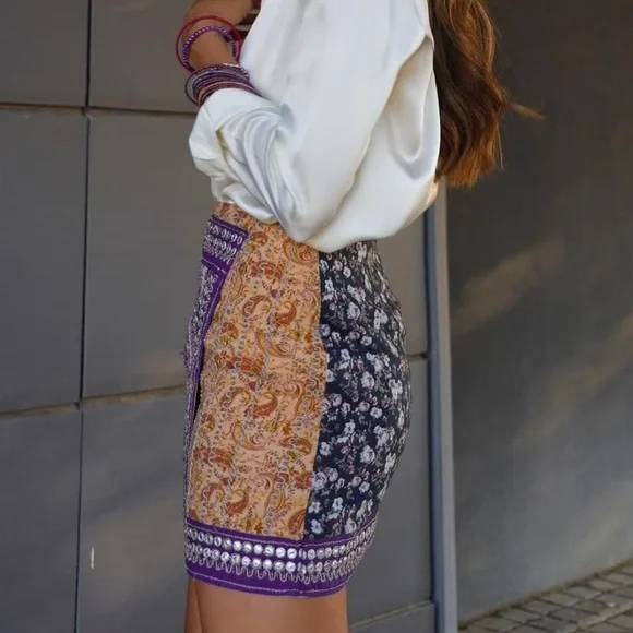 NEW Commense Navy Multicolor Paisley Patterned Floral Asymmetric Mini Skirt Sz M - Picture 2 of 7